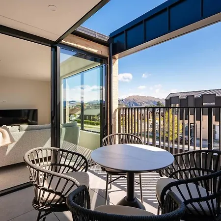 Luxurious New 2 Bed 2 Bath Apartment In Wanaka